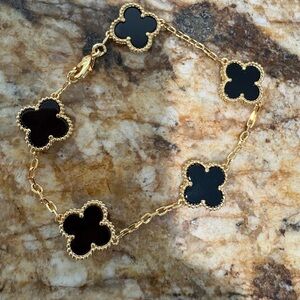 Gold Black Clover-Link Bracelet